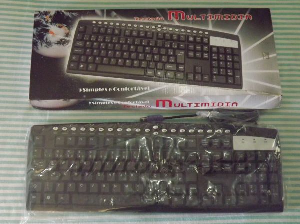 Teclado Multimídia PS2